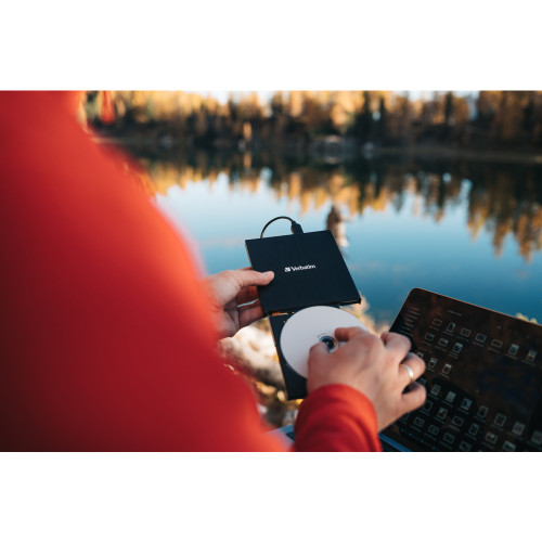 Verbatim USB-C/A externer Ultra Slim DVD±RW/-RAM/-DL Brenner (schwarz)